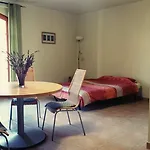 Relais De Laval Gæstehus