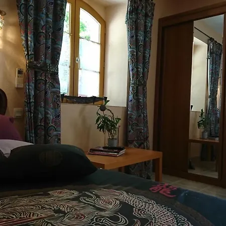 Relais De Laval Maison d'hôtes