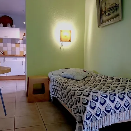 Relais De Laval Pensjonat 3*