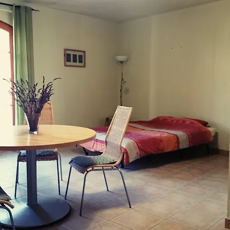 Relais De Laval Pensjonat